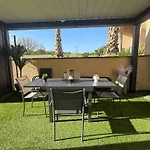 Serenity's Nyaraló