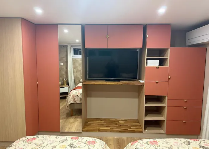 Holiday home Serenity's *